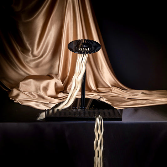 The Gold Fever Lara Stand